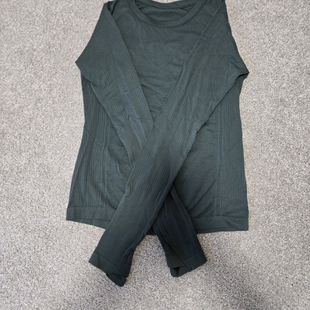 Old Navy Active Dark Green Compression Long Sleeve Tee